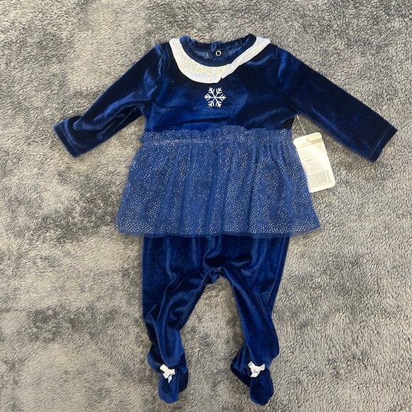 Baby girl snowflake fit - Picture 2 of 10